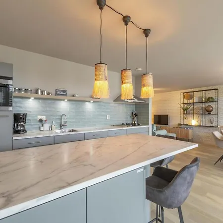 Apartment Fantastic With Terrace